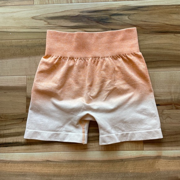 AYBL Orange Seamless Shorts- S - Picture 5 of 5